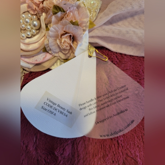 New Dollcake Vintage Beauty Sash - Picture 2 of 2